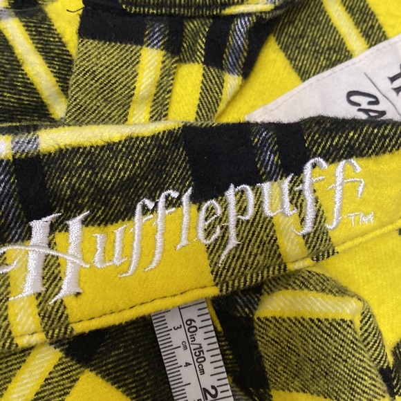 Cakeworthy Harry Potter Hufflepuff Embroidered Flannel Shirt - Picture 8 of 10